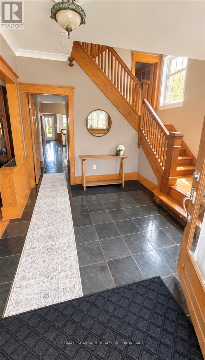 4915 KING STREET, Lincoln (Beamsville) — photo 5