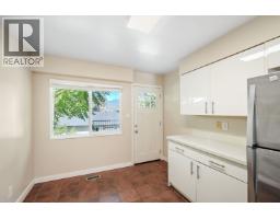 1681-1683 Suffolk Avenue, Port Coquitlam, BC V3B1H1 Photo 6