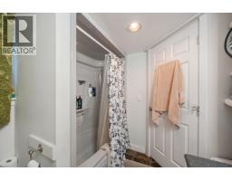 1681-1683 Suffolk Avenue, Port Coquitlam, BC V3B1H1 Photo 7
