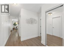 303 236 W 2nd Street, North Vancouver, BC V7M1C6 Photo 6