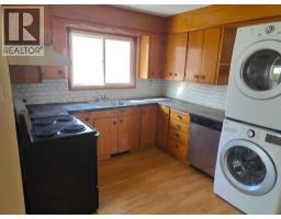 487 Northmount Drive NW - photo 5