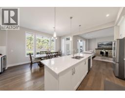 3539 Trestle Court, Coquitlam, BC V3E0L5 Photo 13