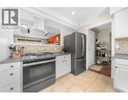 38248 Hemlock Avenue, Squamish, BC V8B0X1 Photo 18