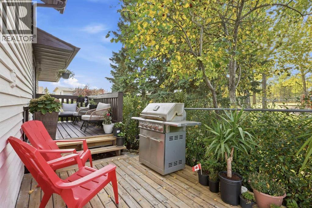 104 Shawglen Rise SW - 31