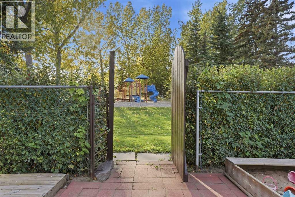 104 Shawglen Rise SW - photo 32