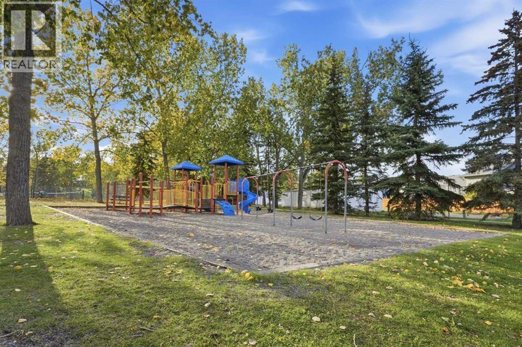 104 Shawglen Rise SW - 39