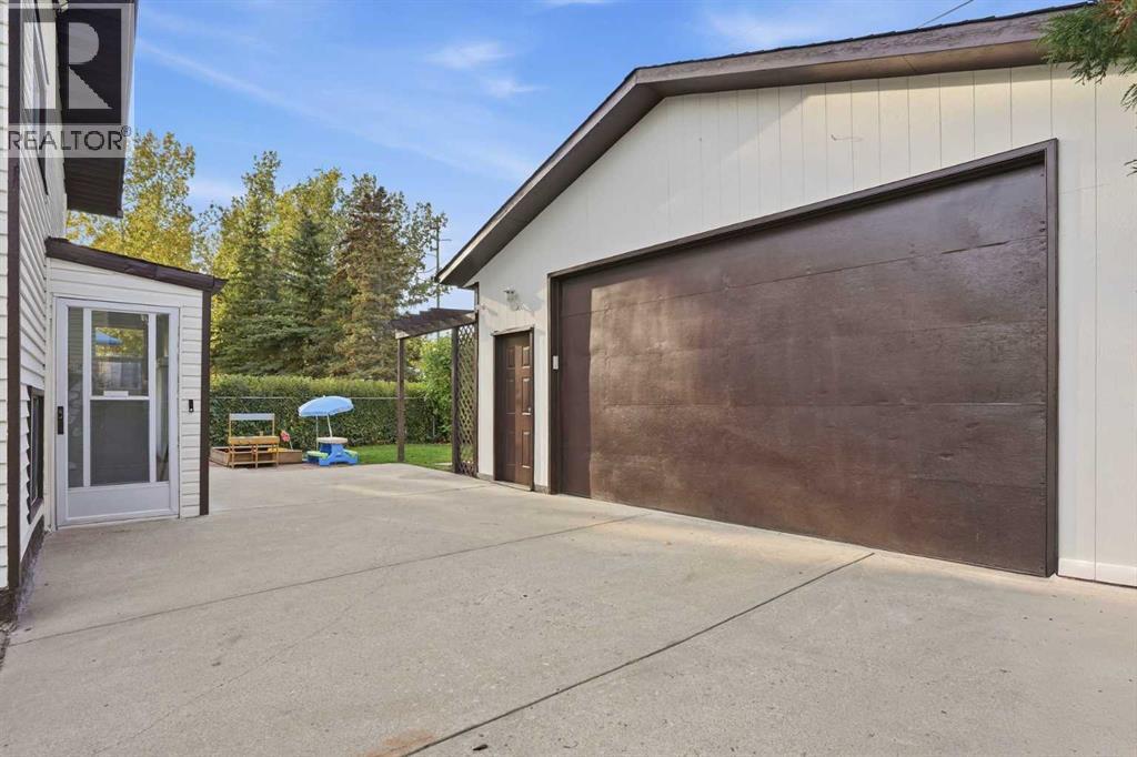 104 Shawglen Rise SW - photo 6