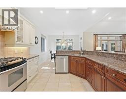 Laundry room - 4 Summit Drive, Waterdown, ON L8B0E4 Photo 11