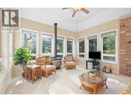 4 Summit Drive, Waterdown, ON L8B0E4 Photo 18