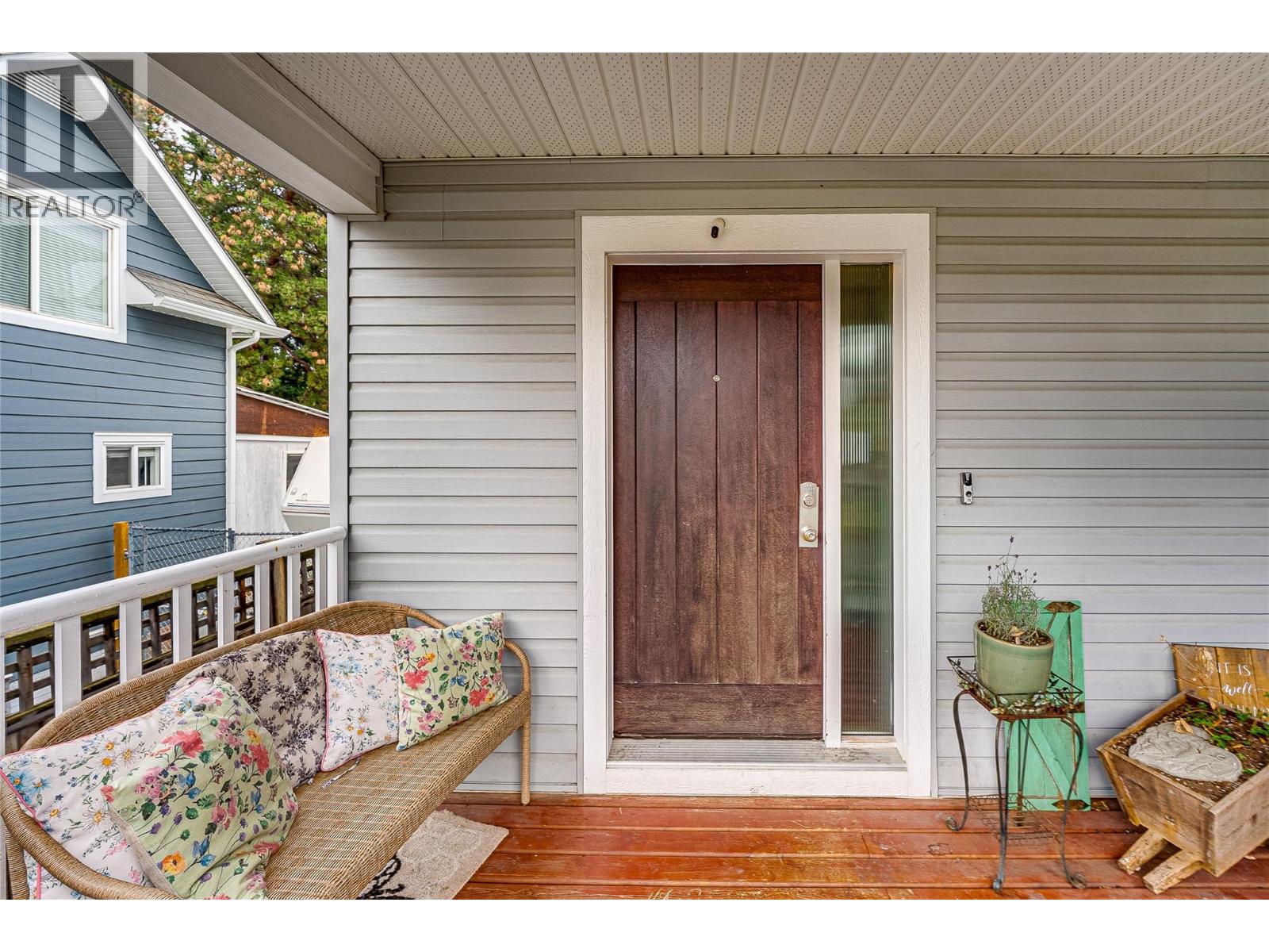 4607C 20 Street - 2