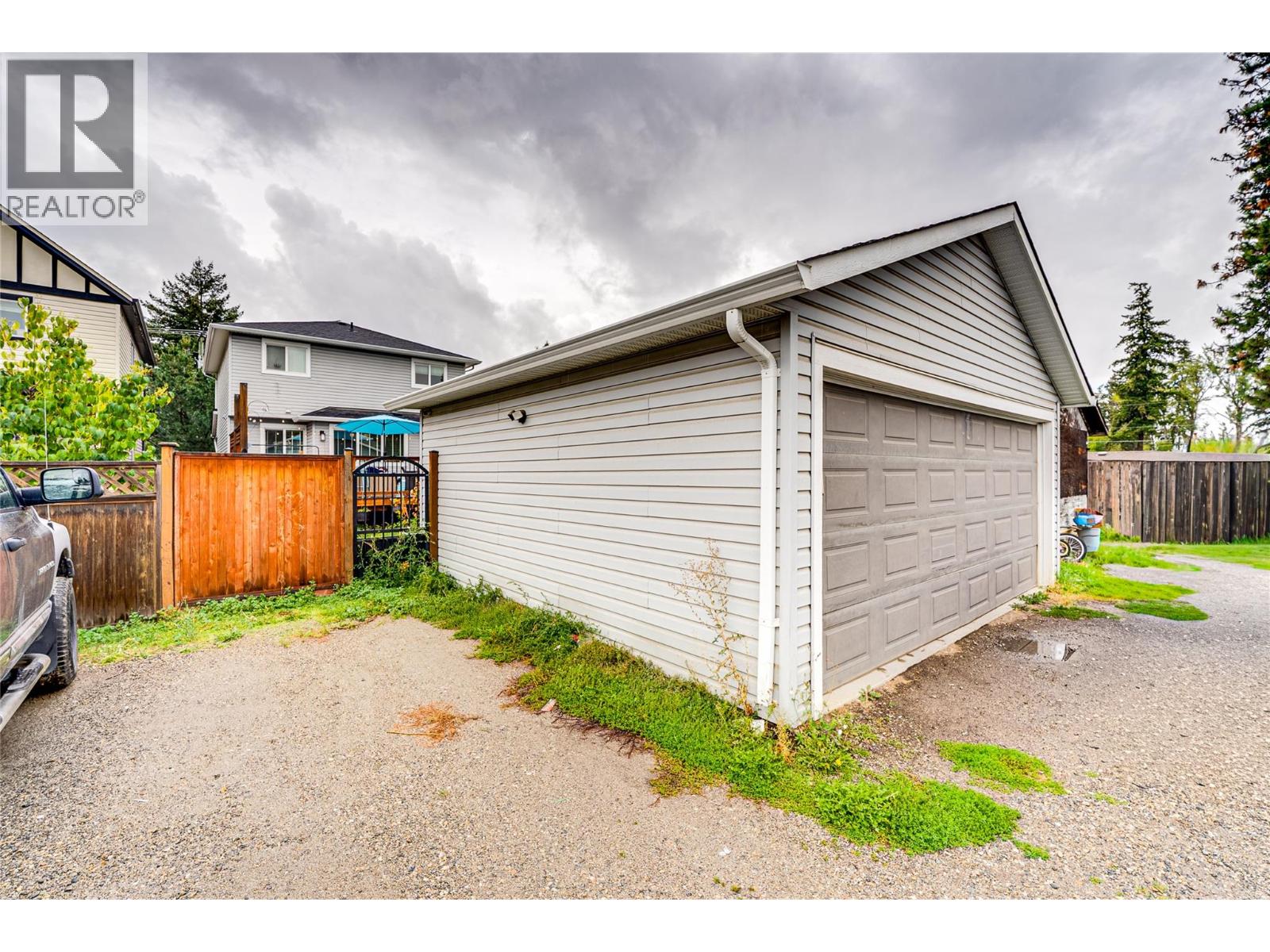 4607C 20 Street - Image 43