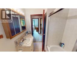 1395 Paley Place, Quesnel, BC V2J1R2 Photo 18