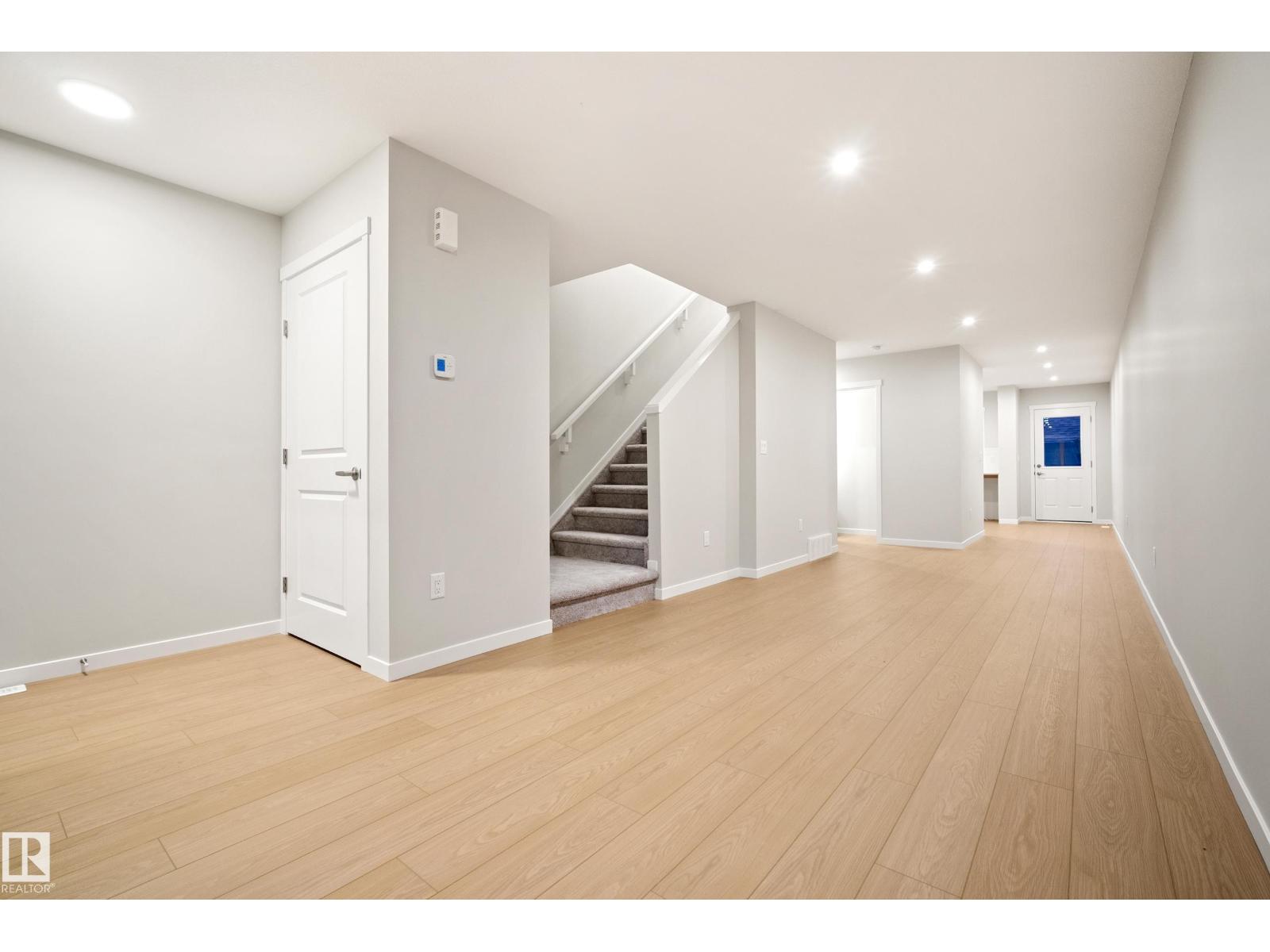 17216 4 Street NW - 6