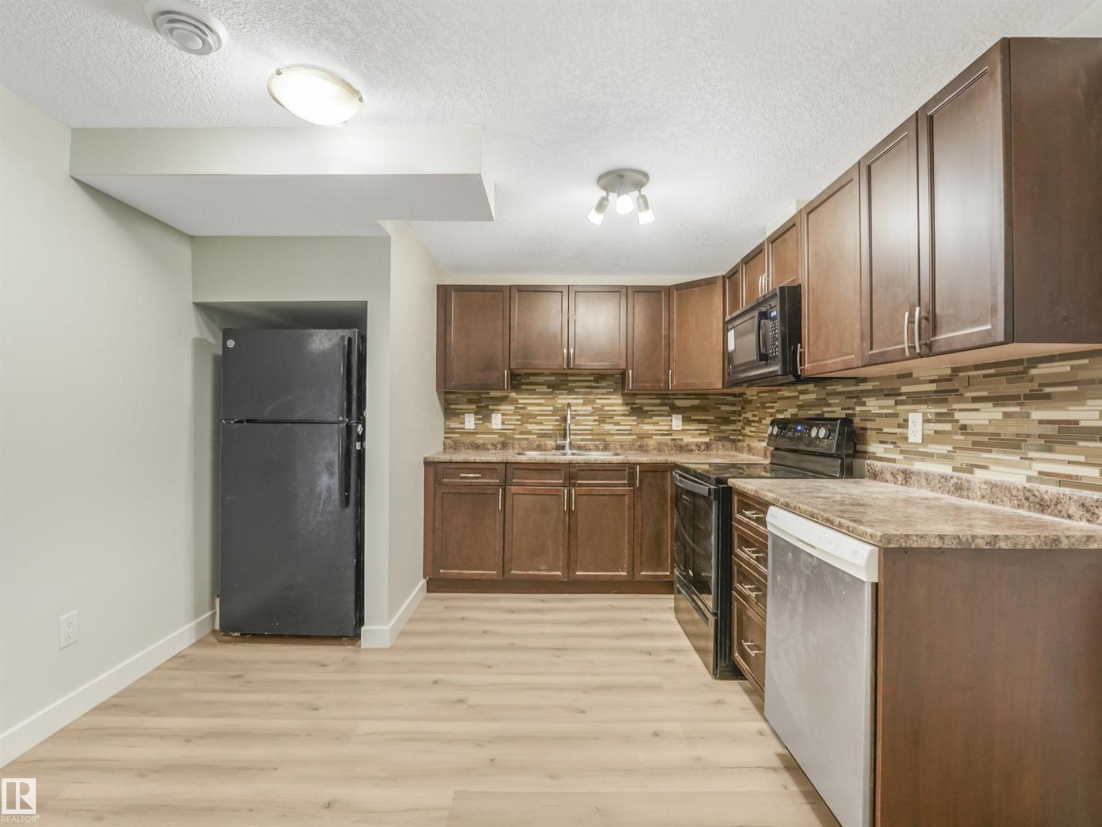 13540 110 ST NW - 20