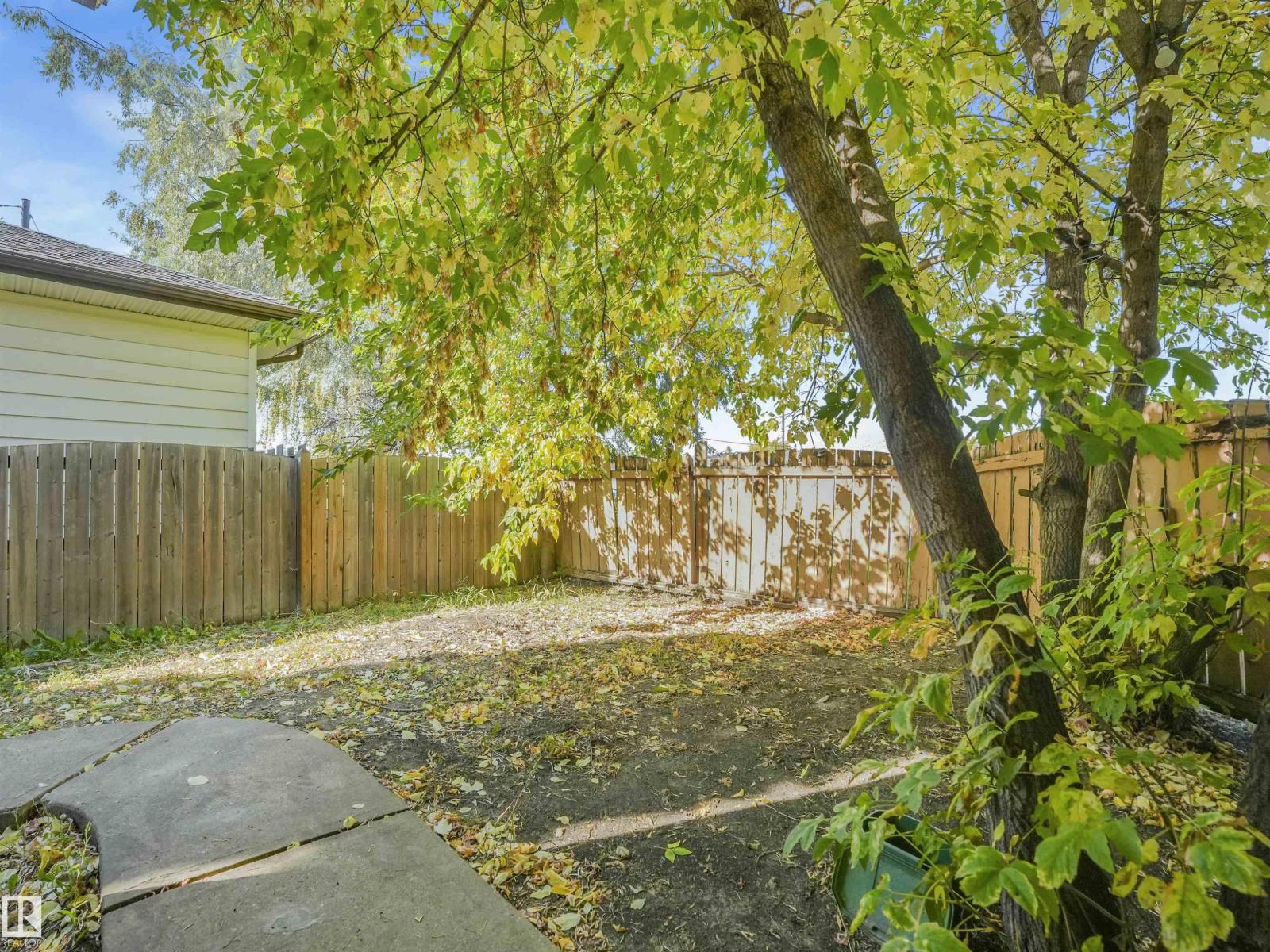 13540 110 ST NW - 33