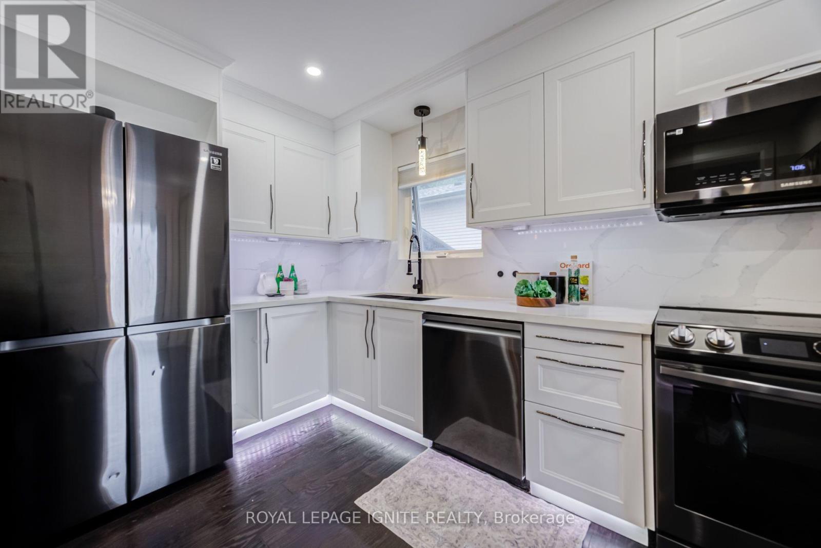 585 Grandview Street South, Oshawa, ON photo 19