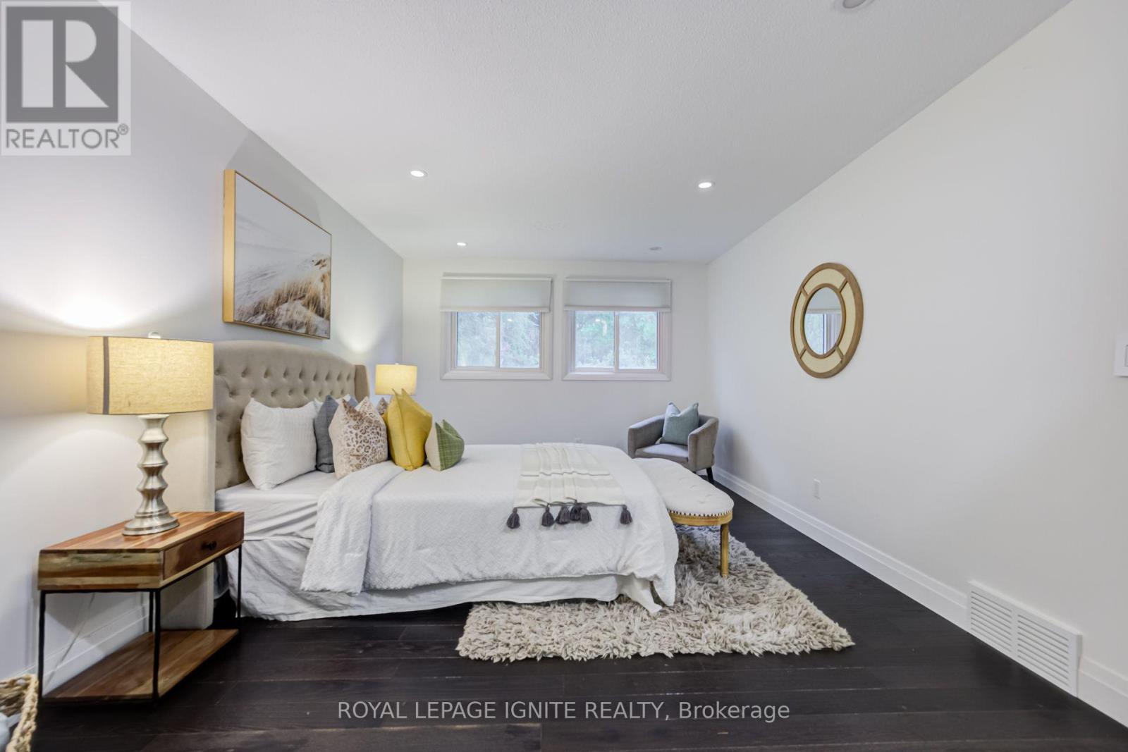 585 Grandview Street South, Oshawa, ON photo 25