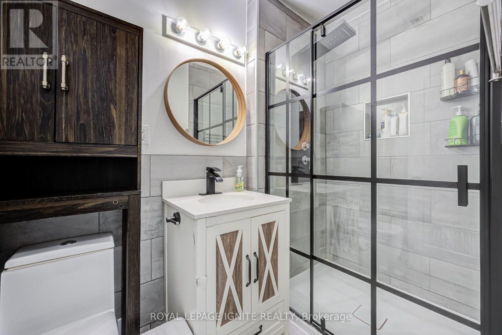 585 Grandview Street South, Oshawa, ON photo 32