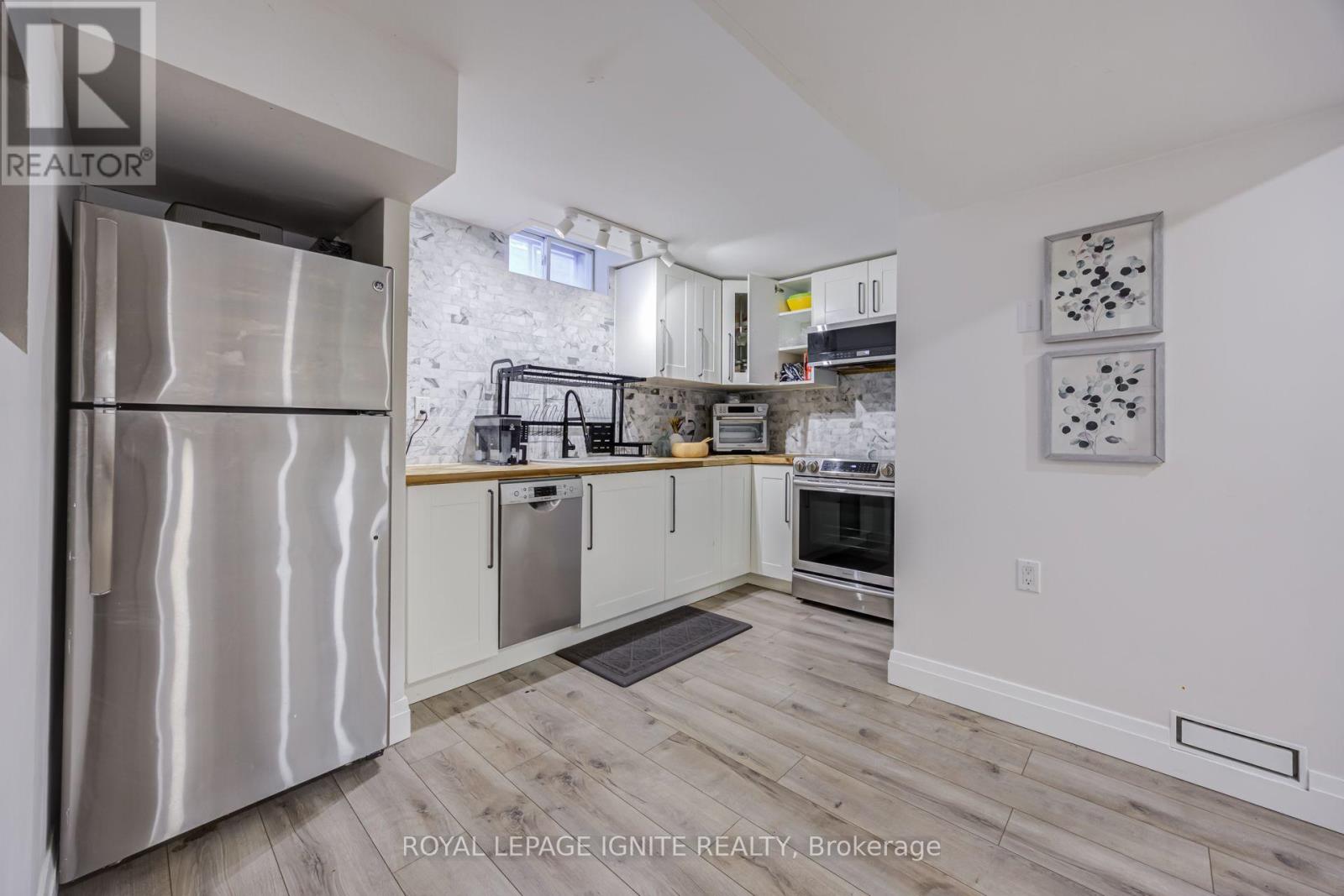 585 Grandview Street South, Oshawa, ON photo 38