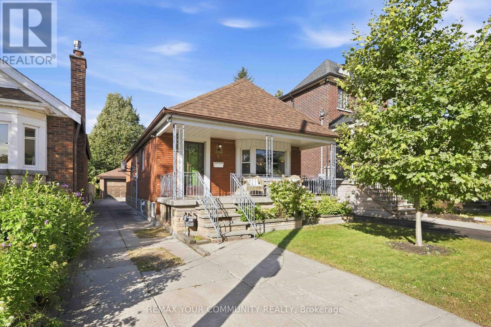 4 CRESTLAND AVENUE - 1
