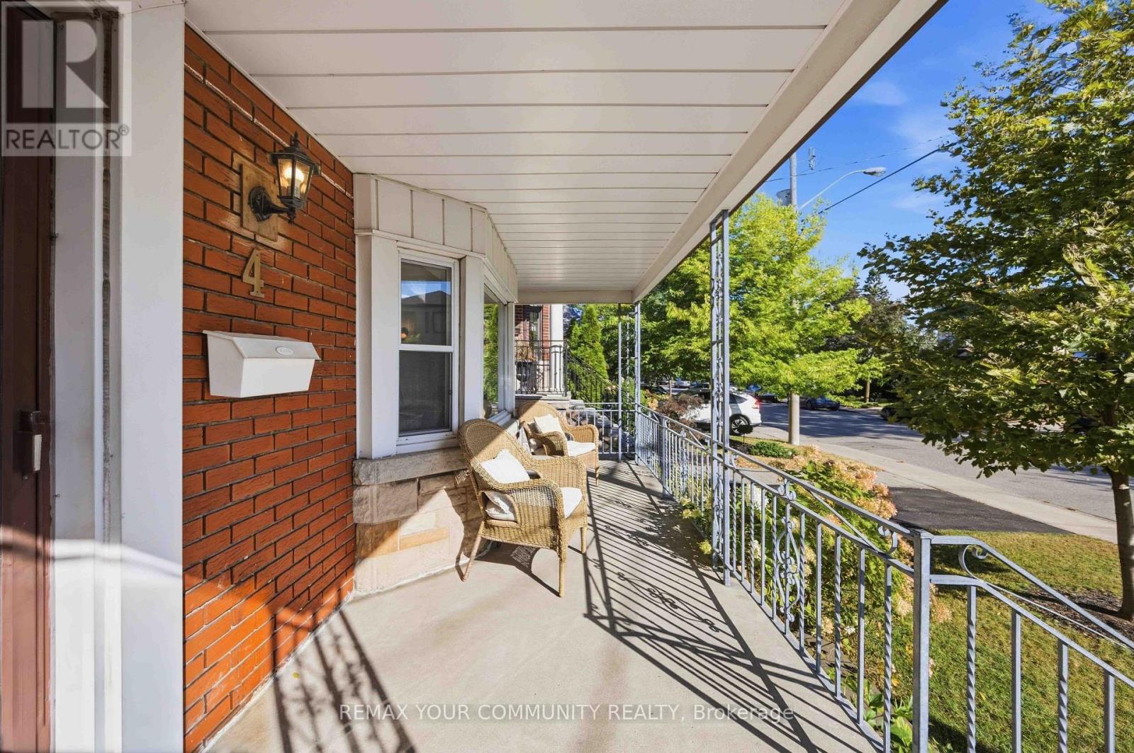 4 CRESTLAND AVENUE - 4