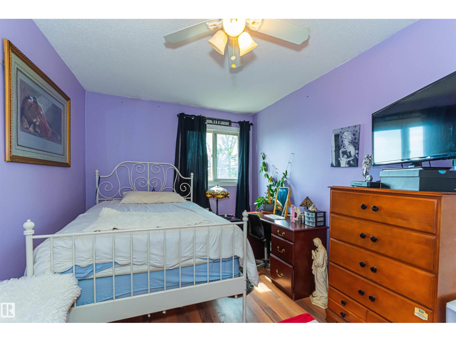 #6 3819 76 ST NW - 14
