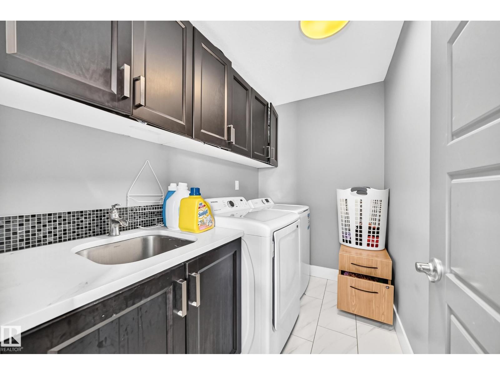 12730 118 ST NW - Image 31