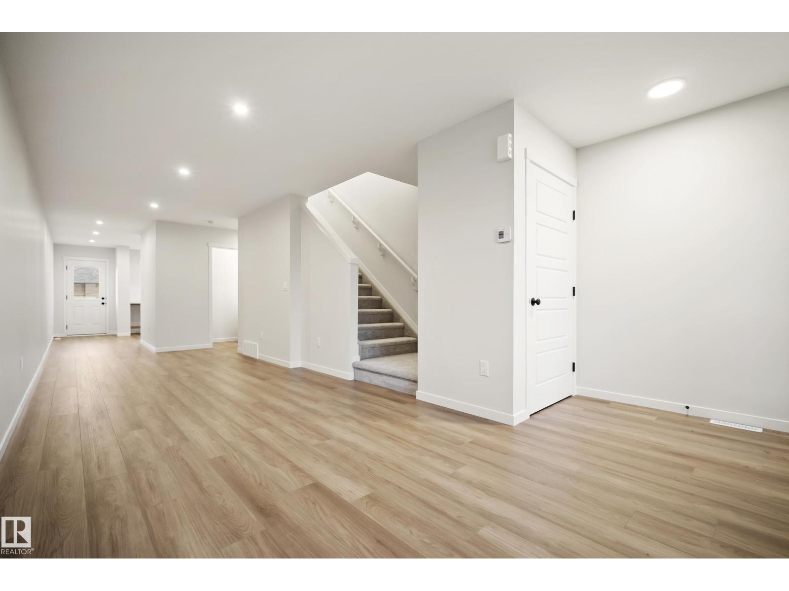 17214 4 Street NW - 6
