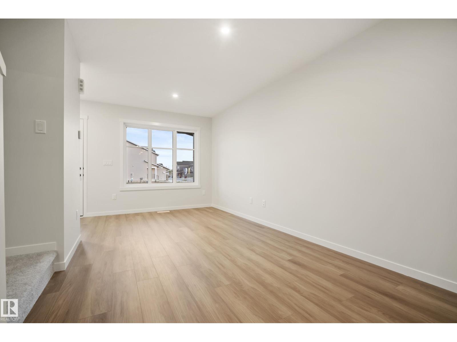 17214 4 Street NW - 7