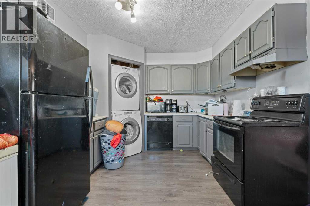 #52 3809 45 Street SW - 11