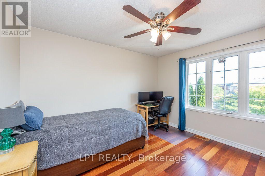 16 OAK GARDENS COURT - 20