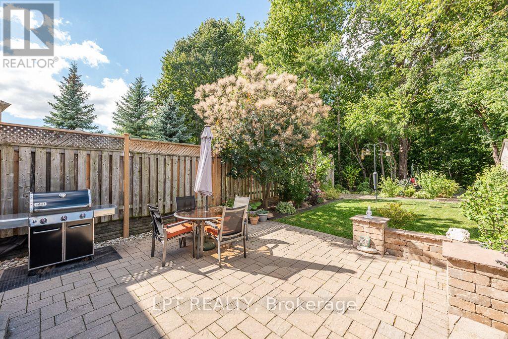 16 OAK GARDENS COURT - 38