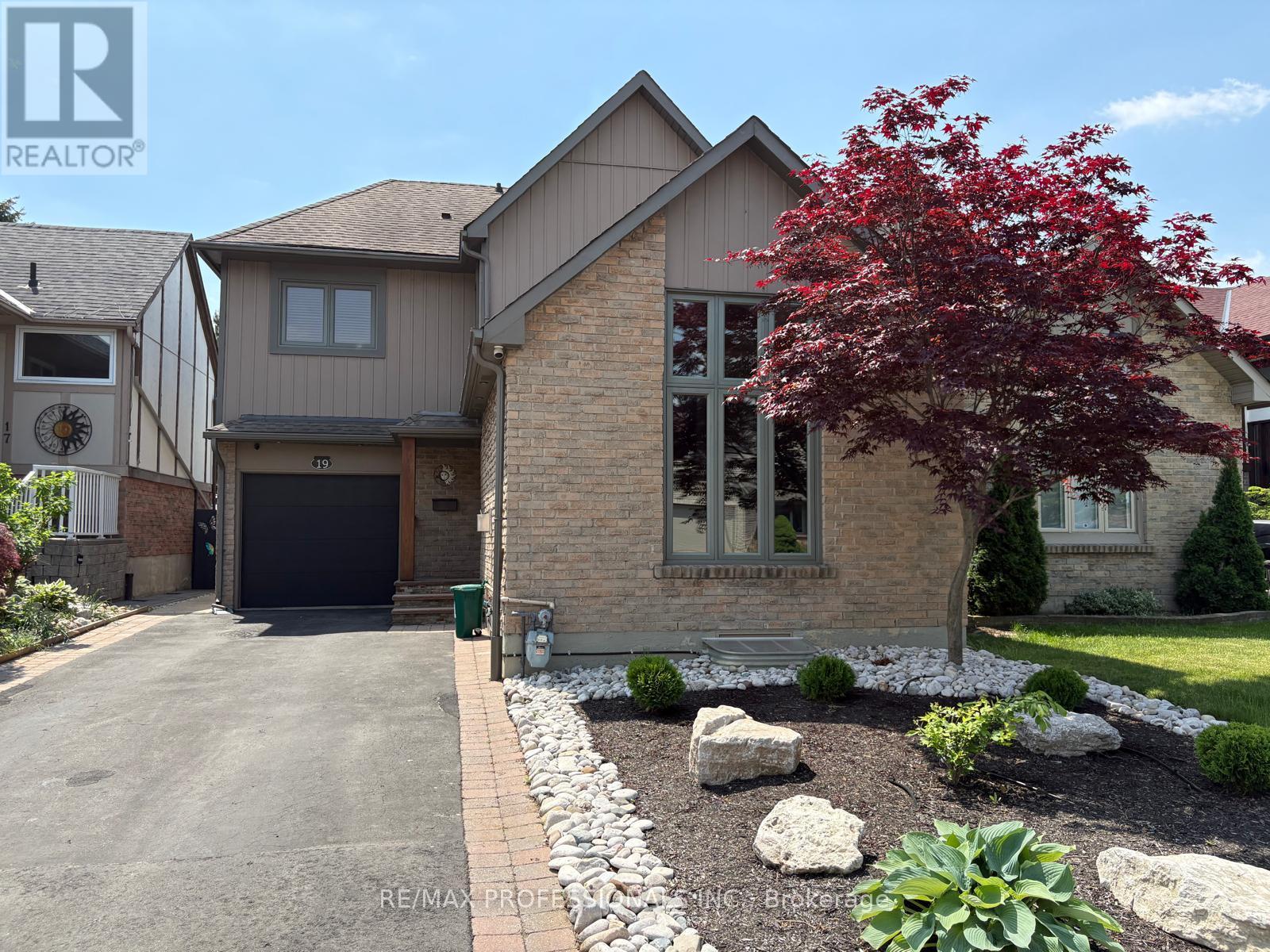 Photo of 19 Elmbrook Crescent
