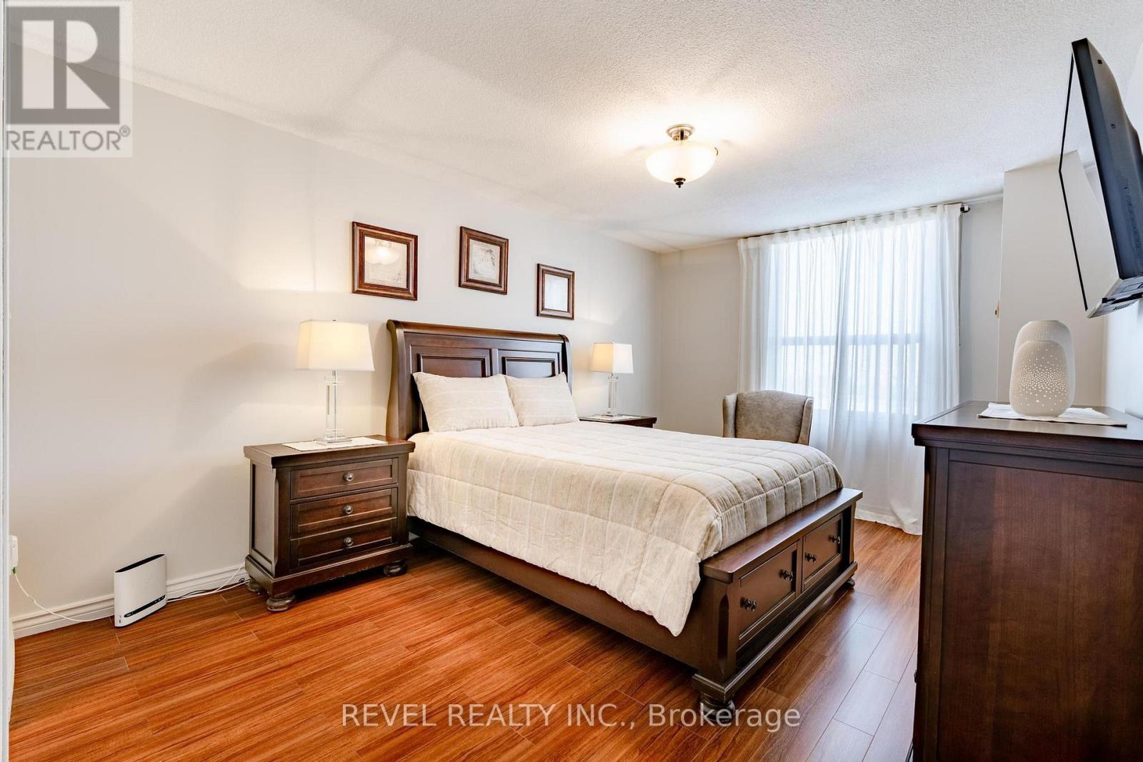 #2306 75 EMMETT AVENUE - 30