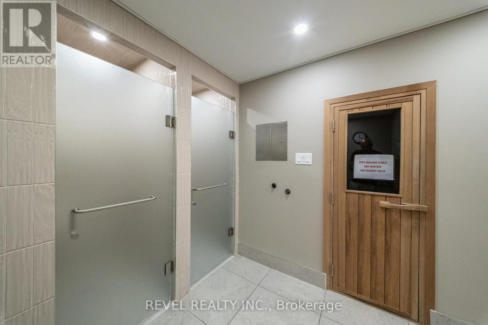 #2306 75 EMMETT AVENUE - 48