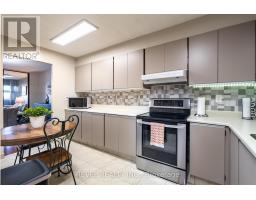 75 Emmett Avenue, Toronto, ON M6M5A7 Photo 13