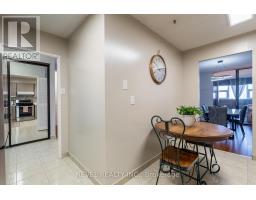 75 Emmett Avenue, Toronto, ON M6M5A7 Photo 14