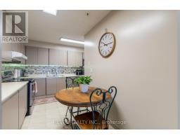75 Emmett Avenue, Toronto, ON M6M5A7 Photo 19