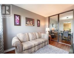 75 Emmett Avenue, Toronto, ON M6M5A7 Photo 25
