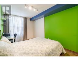 75 Emmett Avenue, Toronto, ON M6M5A7 Photo 27