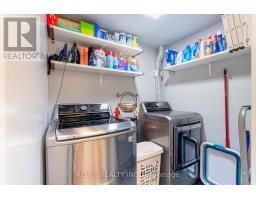 75 Emmett Avenue, Toronto, ON M6M5A7 Photo 40