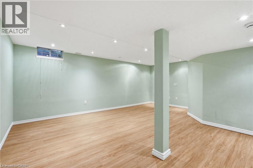 212 Stonehenge Drive — photo 35