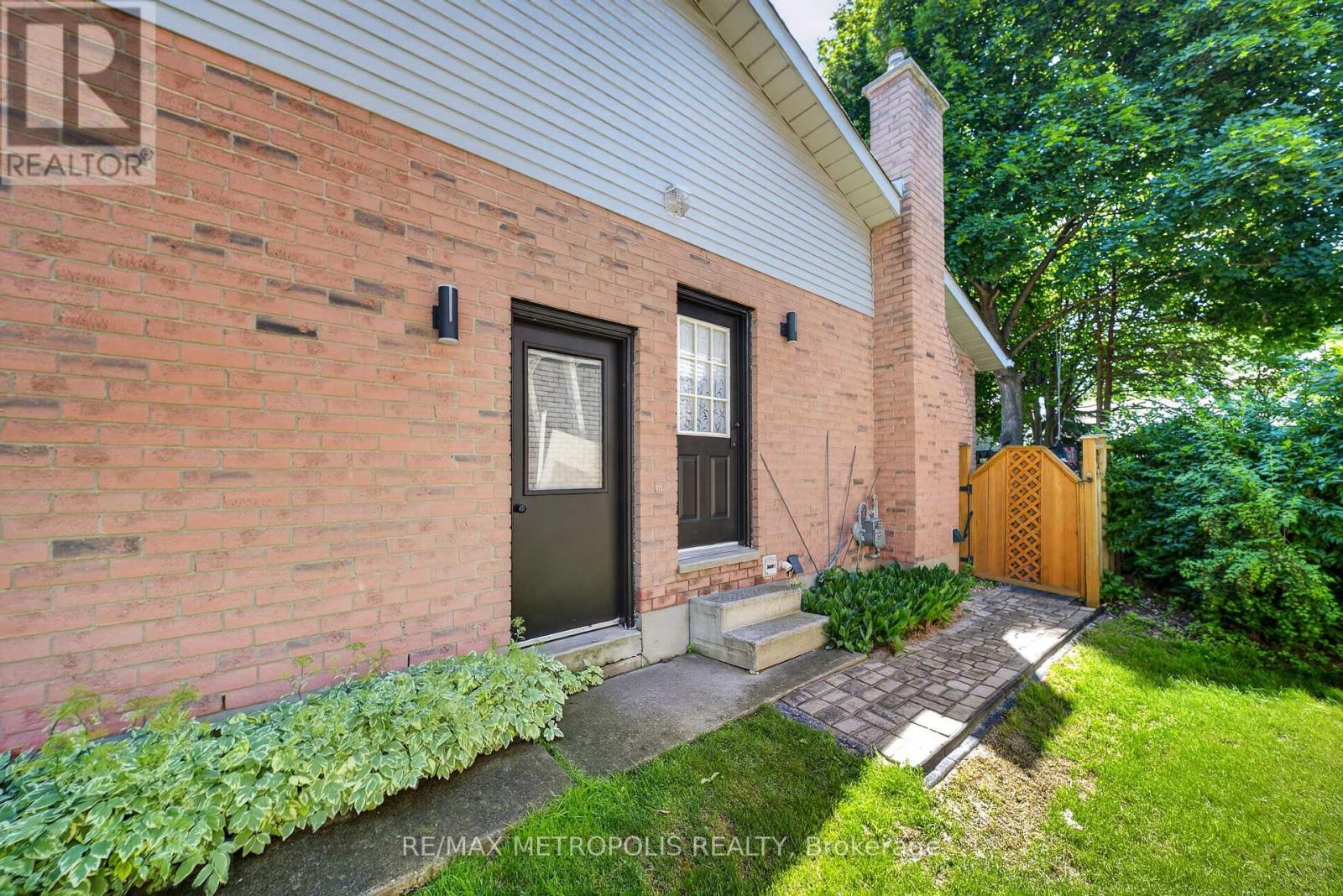 29 WINTER WAY, Brantford — photo 8