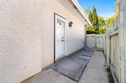 Bedroom - 181 Timberwood Trail, Winnipeg, MB R2V3X9 Photo 6