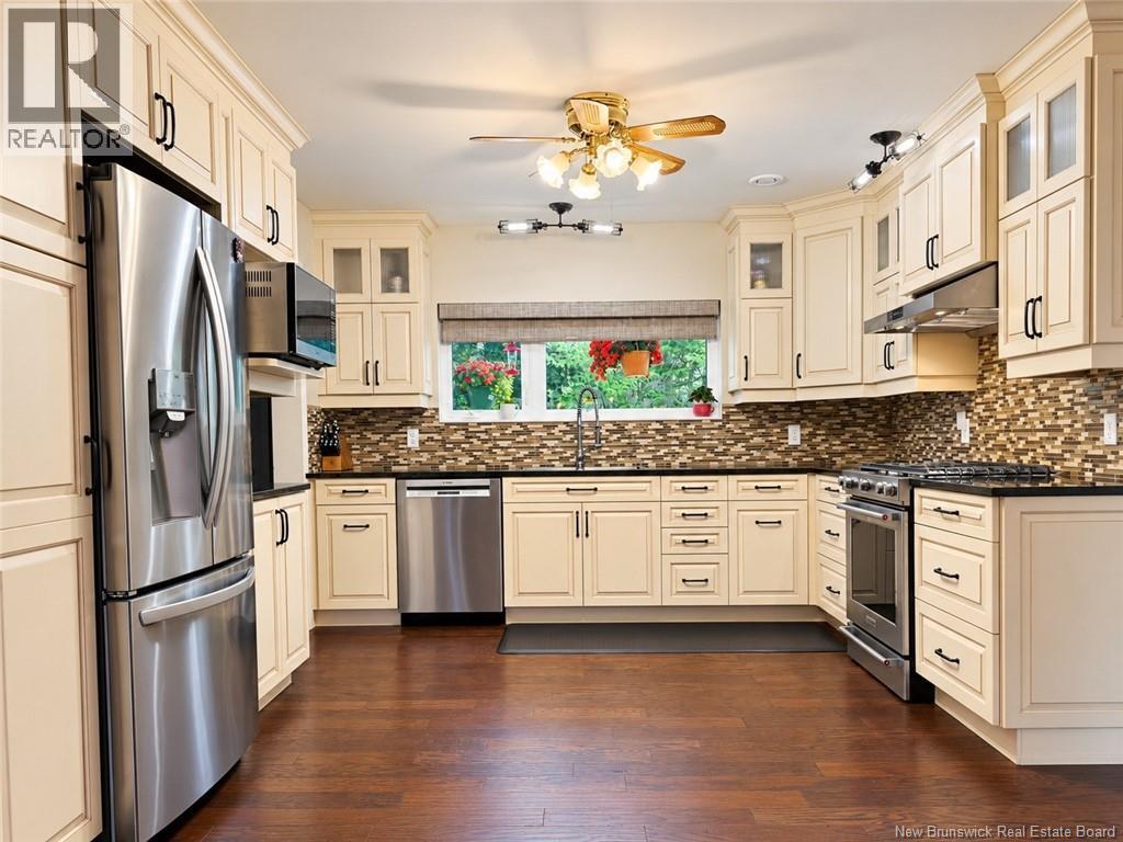 45 Jessiman Boulevard - Image 8