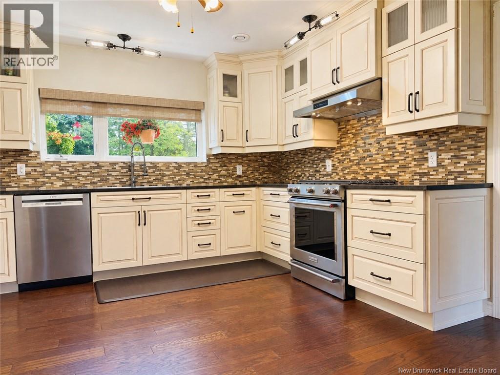 45 Jessiman Boulevard - Image 7