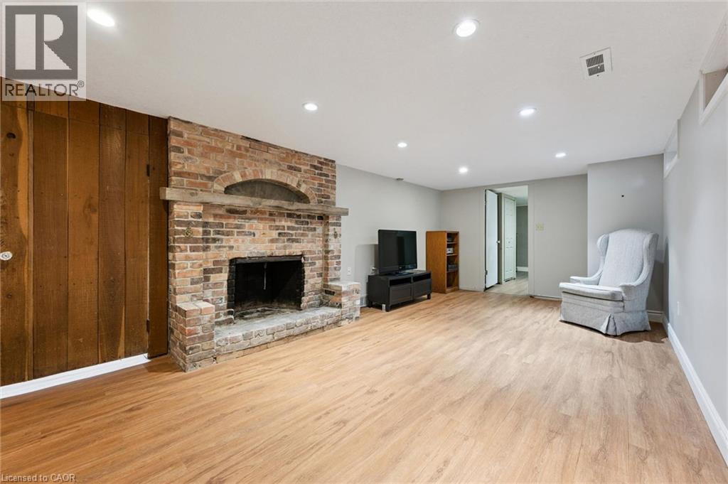 142 STONYBROOK Drive - Image 27
