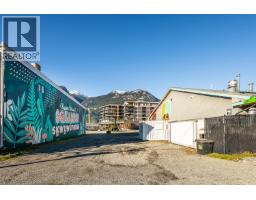 38188 & 38192 Cleveland Avenue, Squamish, BC V8B0K1 Photo 11