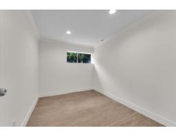 2558 Lakeview Crescent, Abbotsford, BC V2S3A9 Photo 19