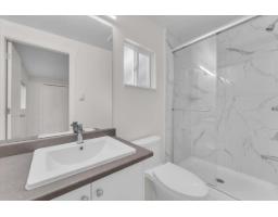 2558 Lakeview Crescent, Abbotsford, BC V2S3A9 Photo 13